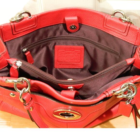 Coach Penelope Satchel Red Pebbled Leather Turn lock Closure - Picture 3 of 5
